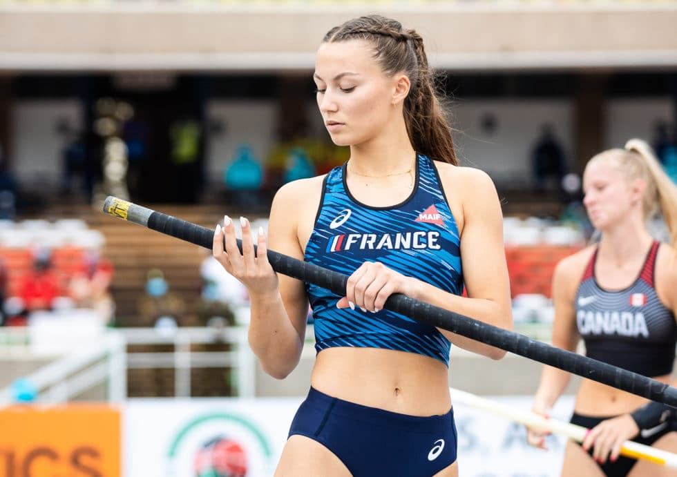 Elise Russis Espoir Fran Ais Du Saut La Perche