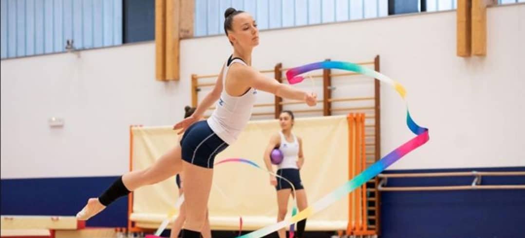 Elle est capitaine de l’équipe de France de gymnastique rythmique – Emma Delainé