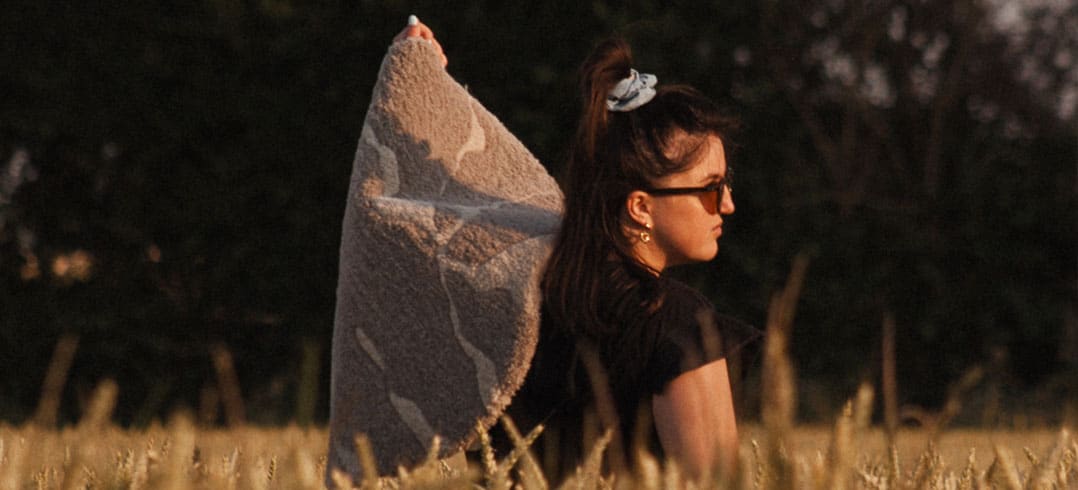 Charline Robert, créatrice en tufting et actrice engagée de la filière de la laine en Normandie